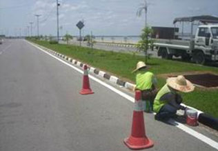Ro4: Maintenance of Road Furniture - In Progress